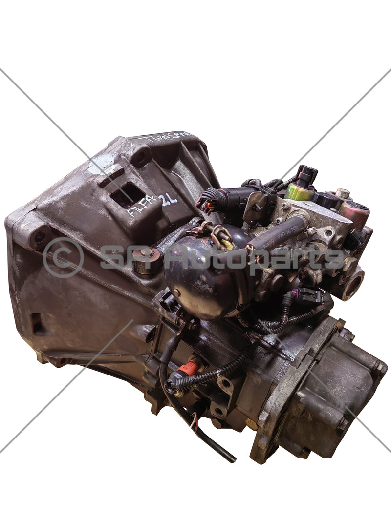 ALFA 2L Twinspark 5 speed manual gearbox