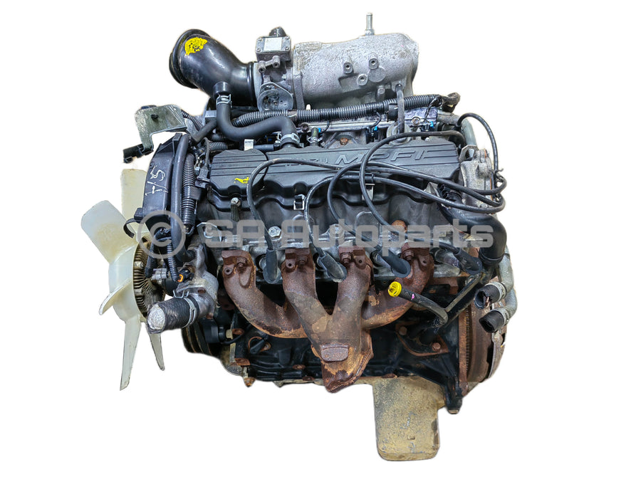 C24SE ISUZU KB240 PETROL motor engine