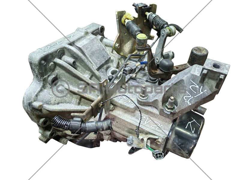 Z6 ZY FORD MAZDA 5 speed manual gearbox