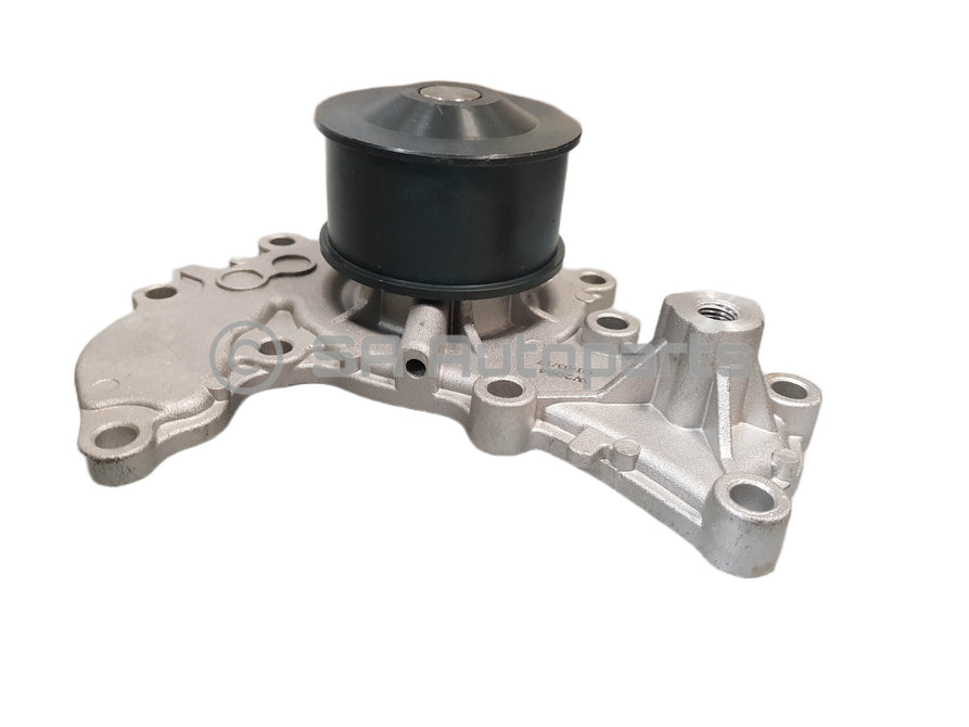 ISUZU KB320 V6  6VD1 water pump